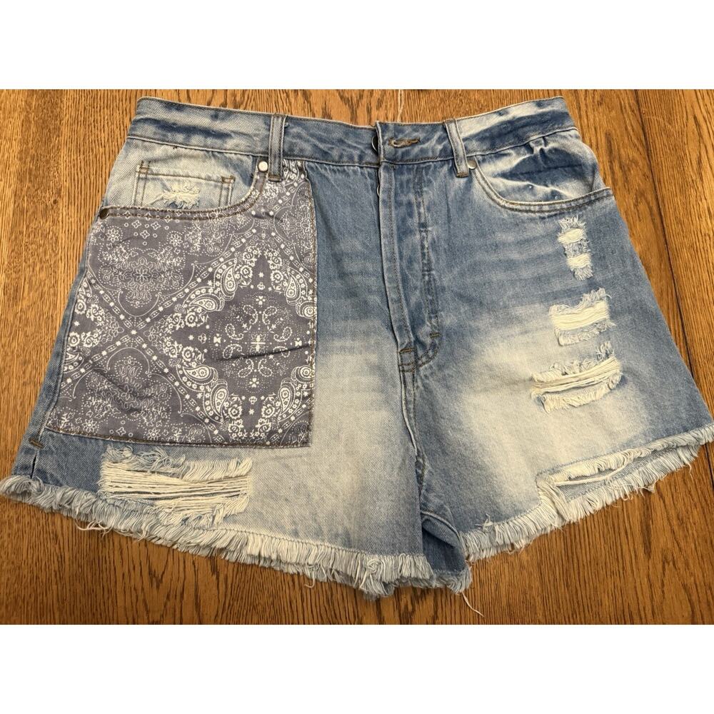 Easel Blue Patchwork Cut Off Distressed Denim Shorts Button Fringe Size M